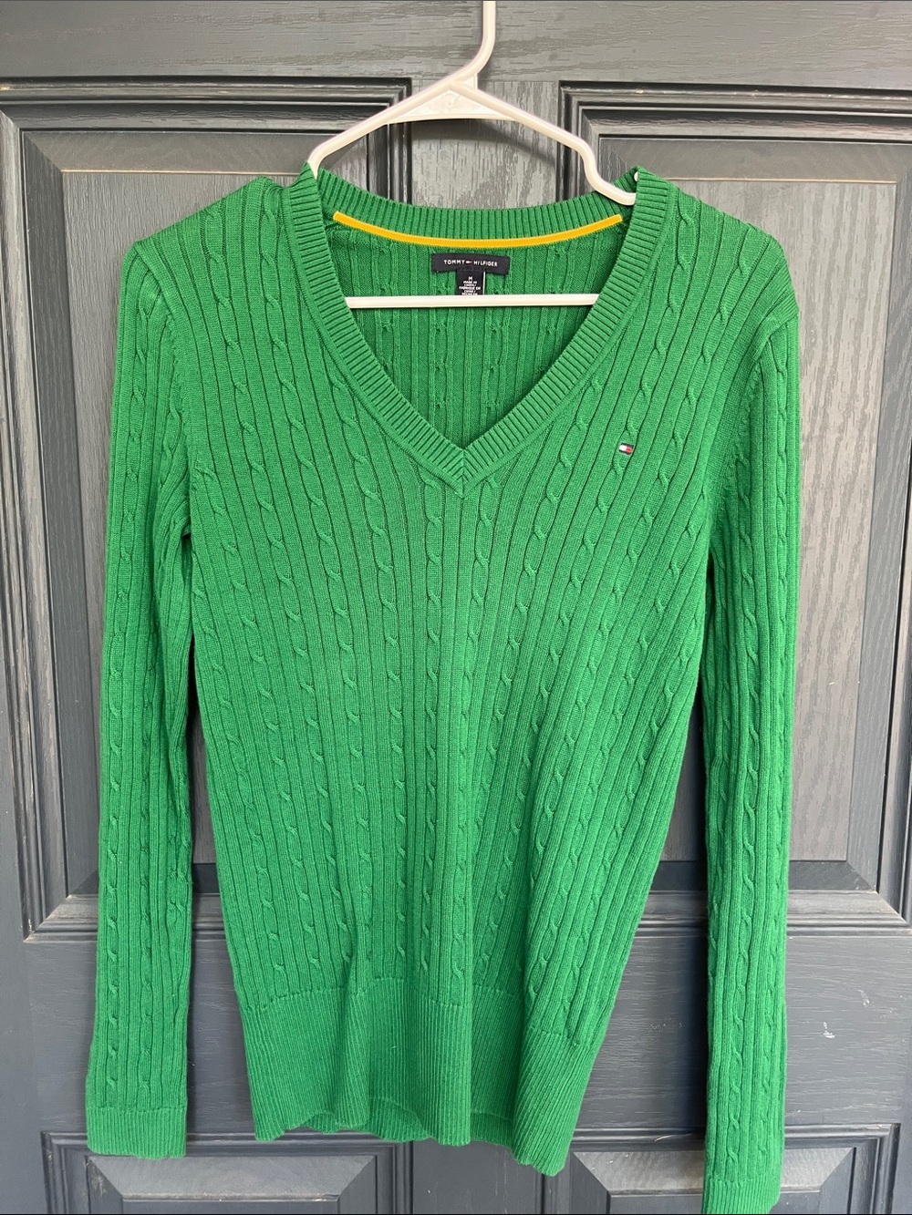 Tommy Hilfiger Women's Bright Green Cable-Knit V-Neck Sweater